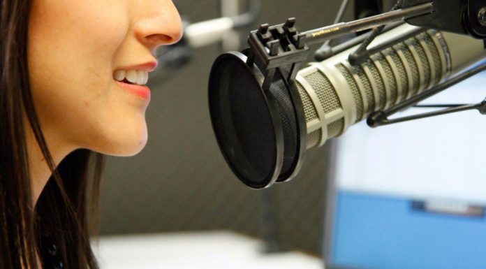 ¡Cuida tu voz! Estos alimentos pueden ser dañinos