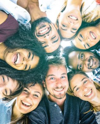 Aprendiendo a trabajar con las generaciones más jóvenes de vendedores