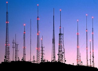 Dielectric instala antenas de radio en Florida y Puerto Rico