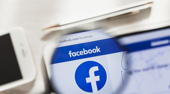 Número de usuarios activos diarios de Facebook cae por primera vez en 18 años