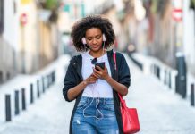 Escucha de radio fuera del hogar está por llegar a los niveles pre-COVID