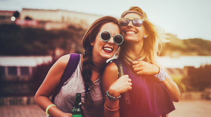 ¡Haz que el entorno laboral de la radio nuevamente sea divertido!