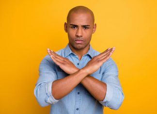 Errores que hacen que tu audiencia busque otra emisora ¡No los cometas!