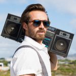 Próspera en el mundo moderno de la radio y conviértete en un gran líder