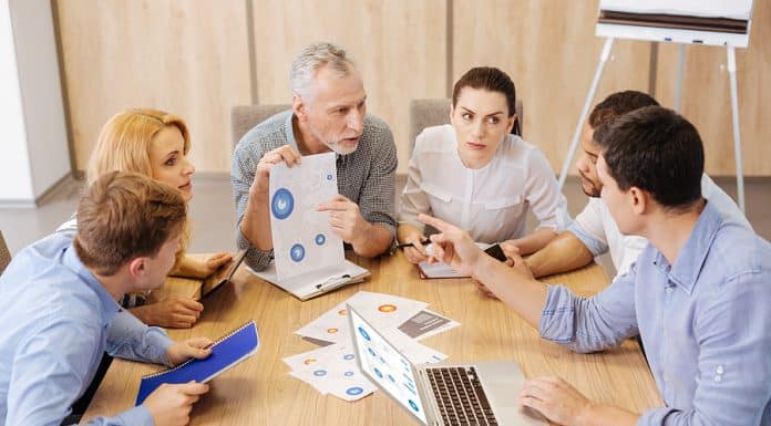 5 Tips para manejar un equipo de trabajo compuesto por veteranos de radio