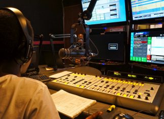 20 consejos para mejorar su locución en radio