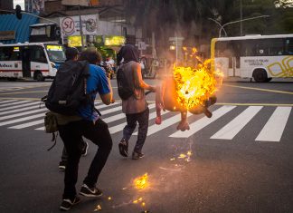 Locutores colombianos alzan la voz para transmitir mensaje de unidad