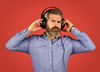 Grupos radiofónicos más escuchados vía online en LATAM / Octubre 2021