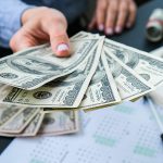 175 Representantes contra incremento de impuestos a la radio por reproducir música