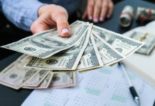 175 Representantes contra incremento de impuestos a la radio por reproducir música