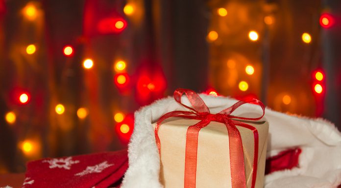 Esta navidad no envíes más tarjetas a tus clientes, ¡Destaca entre la multitud!