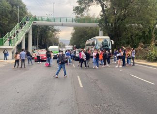Cierran Tlalpan por no alcanzar boletos para ‘La Fiesta de la Ke Buena VIP’