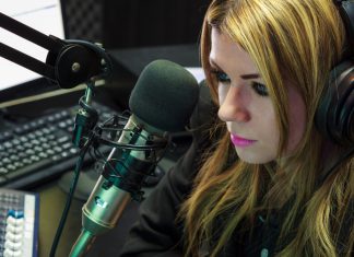 Cómo calentar la voz