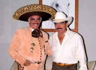 Grandes compositores detrás de los hits interpretados por Vicente Fernández