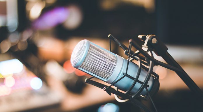 Gasto en publicidad de podcasts creció un 21% en 2021 según estudio