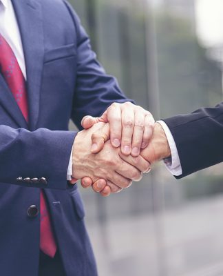 8 Pasos para que tu emisora logre una alianza estratégica con una marca