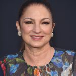 Gloria Estefan pide a representantes pago justo para la música reproducida en radio