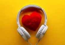 Este San Valentín crea la playlist perfecta para tu emisora