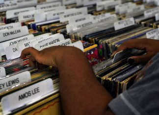 ¿Cómo escoger las canciones correctas para su emisora?