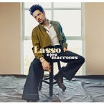 Lasso es conquistado por unos «Ojos Marrones» que lo llevan a recorrer el mundo