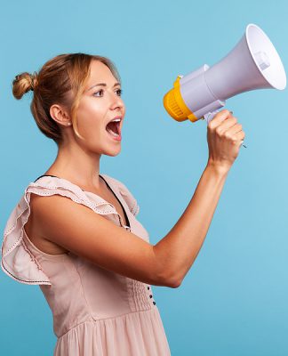 Estudio: El papel que juega la frecuencia de anuncios en la participación con el público