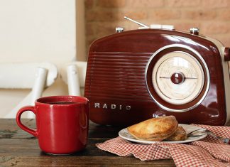 “Lecciones de restaurante para mantener a los fanáticos fieles a la radio”