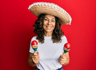 La música latina alcanzó la marca de los mil millones de dólares en 2022