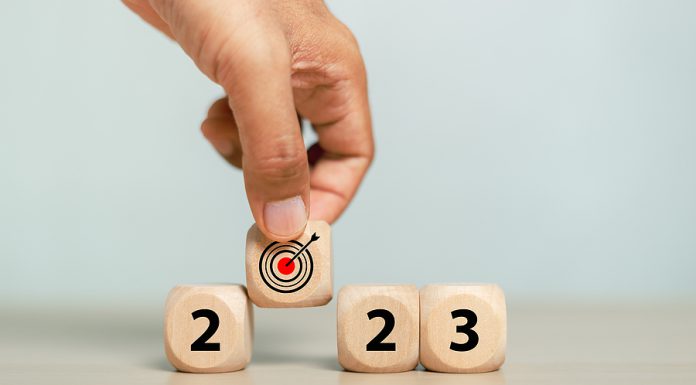 Establece objetivos presupuestarios para la segunda mitad del 2023