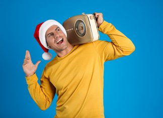En épocas navideñas, ¿La radio es la respuesta a la soledad?