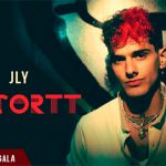 Jly nos presume que tiene una nueva “Scortt”