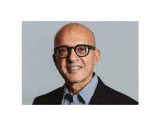 Walter Ulloa, CEO de Entravision, fallece a los 74 años de edad