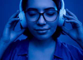 Tasa de retención: Calcula el poder de permanencia de un sencillo musical en radio