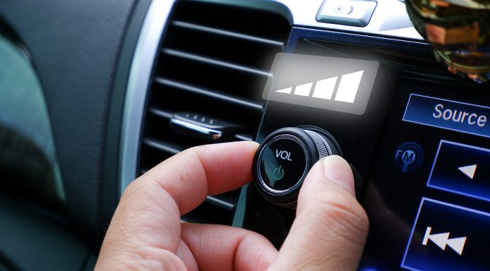 Encuesta: Audio proporciona la banda sonora para el verano