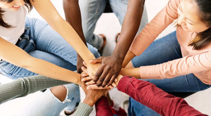 Realización de eventos virtuales como eje en la creación de una comunidad de radio