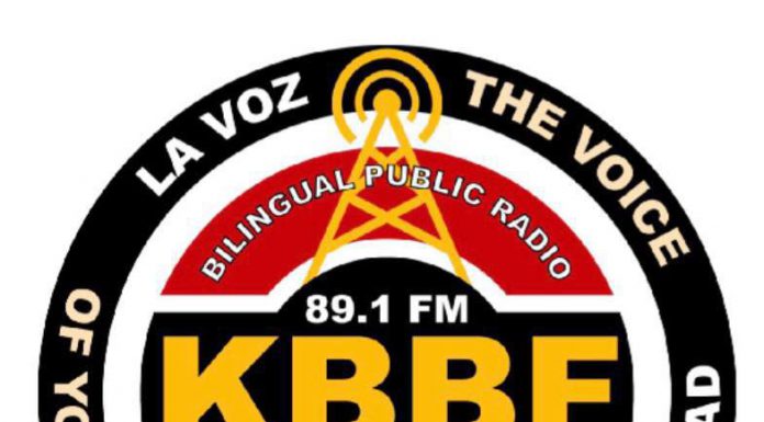 Cumple 50 años al aire la primera emisora bilingüe de EE.UU