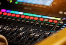Cada canción que tocas es una decisión de marketing