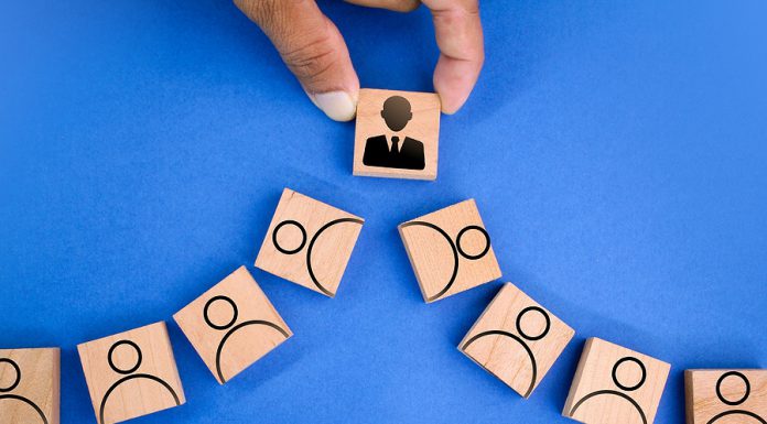 ¿Por qué un buen líder fortalece a tu equipo de ventas?