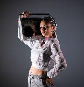 Si la radio desapareciera mañana, ¿La Gen Z y los Millennials la extrañarían?