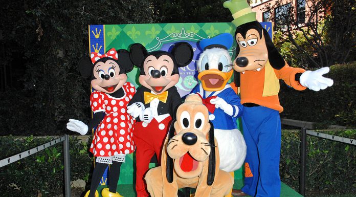 Convierte tu estación de radio en Disney World