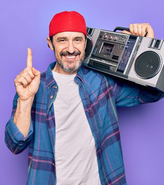 La radio tradicional sigue siendo el medio preferido de las personas, según estudio