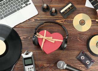 Qué hace un Programador Musical de radio