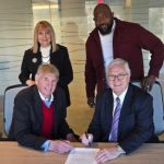 EMF, gigante de radio cristiana en español, compra Radio Nueva Vida