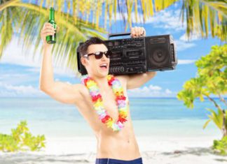 Número de emisoras hispanas aumenta 2.1 % año tras año (diciembre)