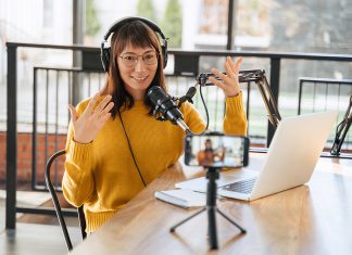 Requisitos para trabajar en la radio de hoy