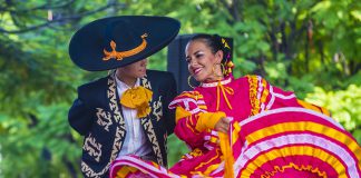 50 Canciones de catálogo para celebrar las Fiestas Patrias