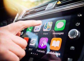 Edison: AM/FM mantiene su fuerza frente a CarPlay y Android Auto