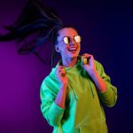 Grupos radiofónicos hispanos en EE. UU. más escuchados online / agosto 2025