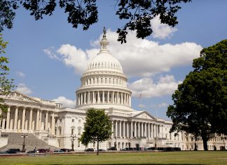 Receso en el Congreso ralentiza aprobación de ‘Ley de Radio AM para Cada Vehículo’