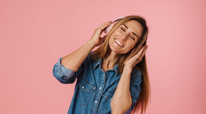 Mayor oportunidad publicitaria del podcasting NO está con los más jóvenes