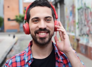 Grupos radiofónicos más escuchados vía online en LATAM / diciembre 2025